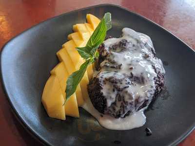 Sushi San & Thai Jai Dee