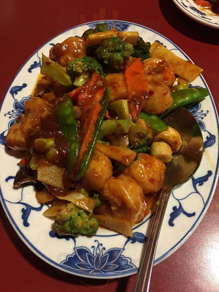 Ling Garden Restaurant