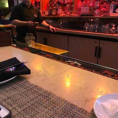 Beacon Bar And Grill