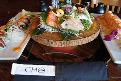 Cho Sushi Japanese Fusionee