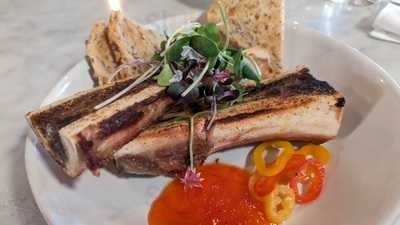 Lone Star Steakhouse & Saloon