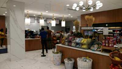 The Coffee Bean & Tea Leaf