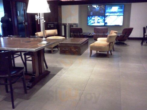 The Coffee Bean & Tea Leaf