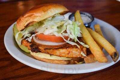 Moe's & Joe's Bar And Grill