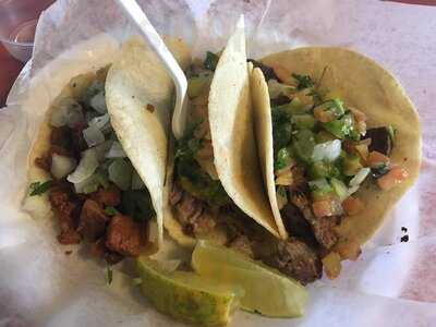 Ernesto's Taco Shop