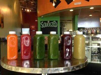 Squeezed Juice Bar - Ne Heights
