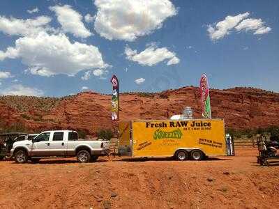 Squeezed Juice Bar - Ne Heights