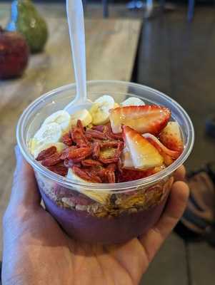Squeezed Juice Bar - Ne Heights