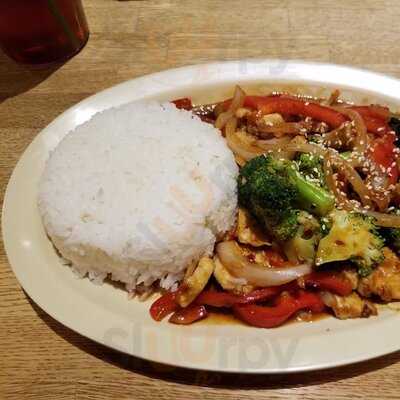 Doc Chey's Noodle House