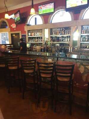 Jalisco's Restaurant & Bar