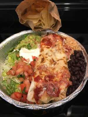 Willy's Mexicana Grill & Howlin' Willy's