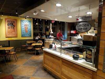 Willy's Mexicana Grill & Howlin' Willy's