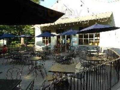 Willy's Mexicana Grill & Howlin' Willy's