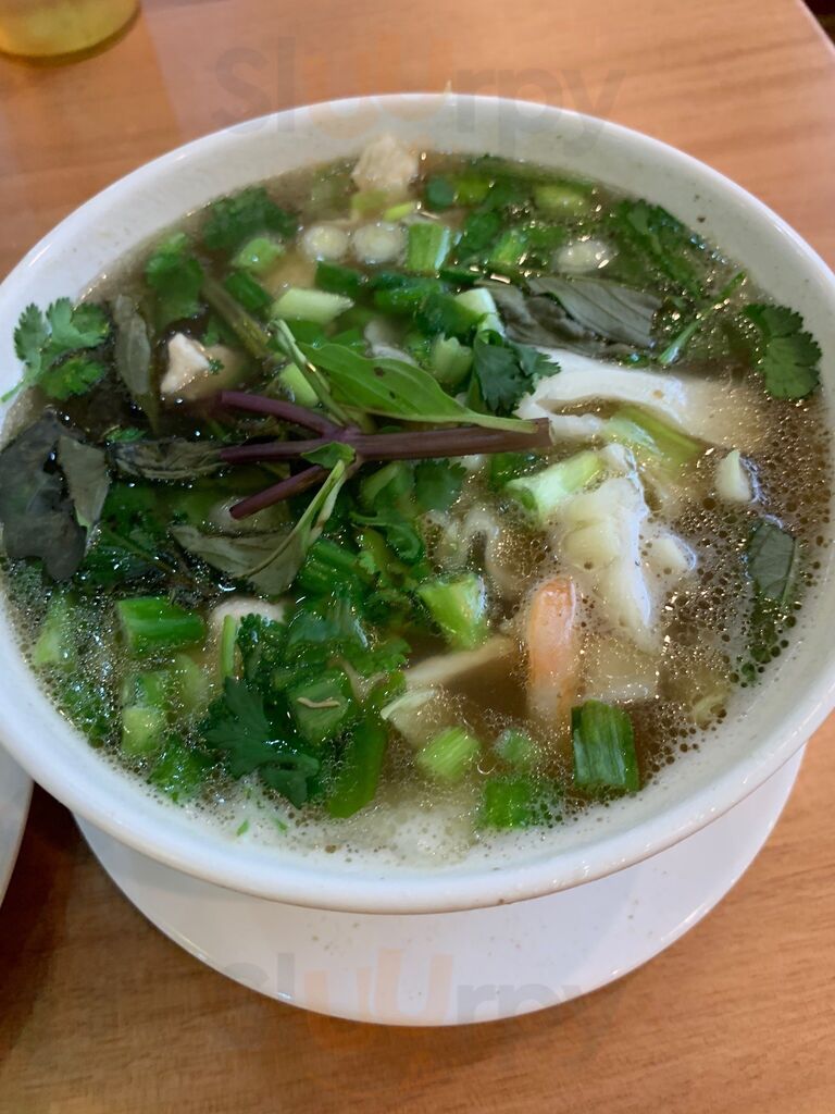 Lin's International Buffet