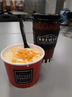 Corner Bakery Cafe