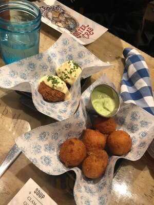 Peacemaker Lobster & Crab Co.