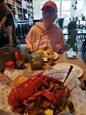 Peacemaker Lobster & Crab Co.