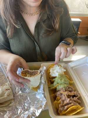 Acapulco Tacos & Burros