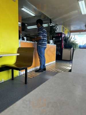 Acapulco Tacos & Burros