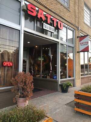 Satto Thai And Sushi