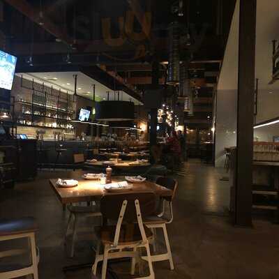 Pie Tap Pizza Workshop + Bar