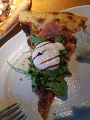 Pie Tap Pizza Workshop + Bar