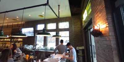 Pie Tap Pizza Workshop + Bar