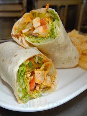 Snows Lakeside Tavern