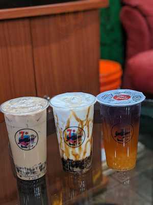7 Degrees Ice Cream Rolls & Boba Tea