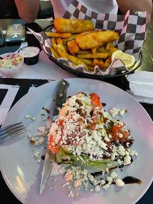 Blondies Sports Bar & Grill