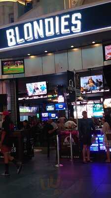 Blondies Sports Bar & Grill