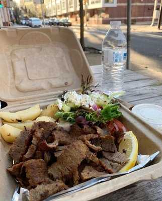 Logan Square Pizza & Grill