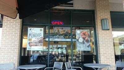 Einstein Bros. Bagels