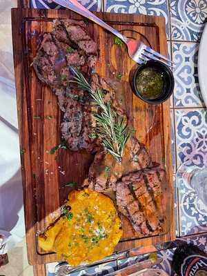 Sala’o Cuban Restaurant & Bar