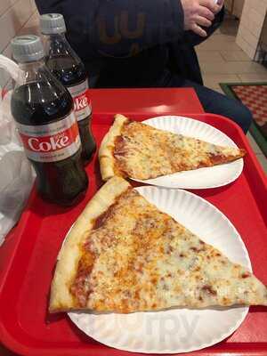 Famous Amadeus Pizza