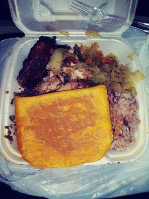 Island Vibes Restaurant