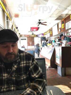 Golden Donuts And Diner