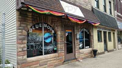 Blue Moon On Buthler St