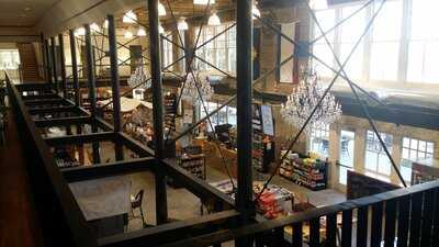 Dryades Public Market Cafe