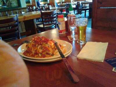 Mcmenamins Oak Hills Brewpub