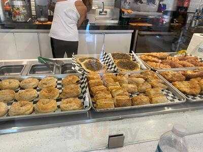 Cafe Cafe Waterways Shoppers