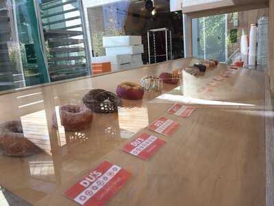 Du's Donuts