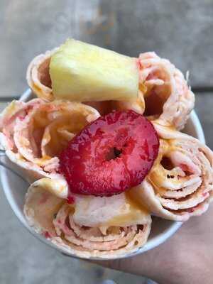 Jolly Rolls Ice Cream