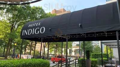 683 Midtown Bar And Bistro