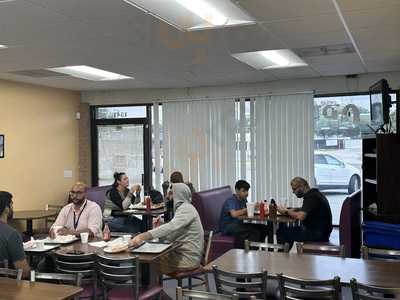 Wally's Gyros & Subs