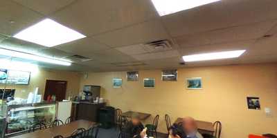 Wally's Gyros & Subs