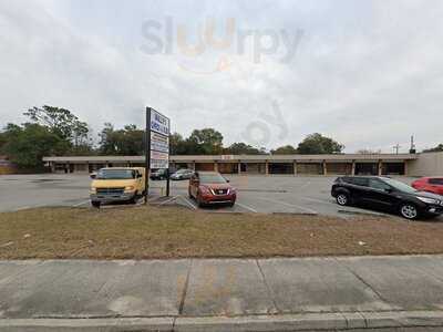 Wally's Gyros & Subs