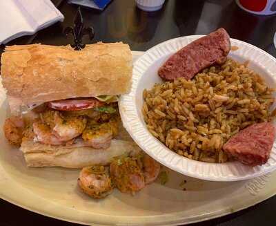 Court Tavern Po-boys