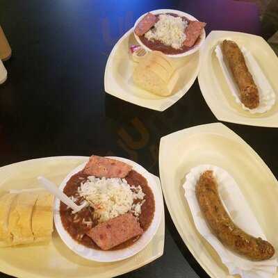 Court Tavern Po-boys