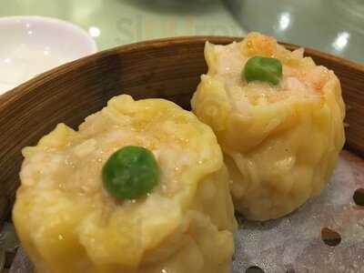 Canton 11 Restaurant